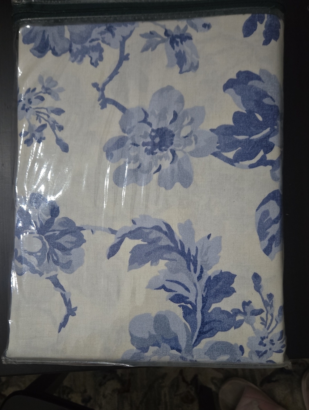 Ralph Lauren Mireille Navy Floral Table Cloth 60 x 120"